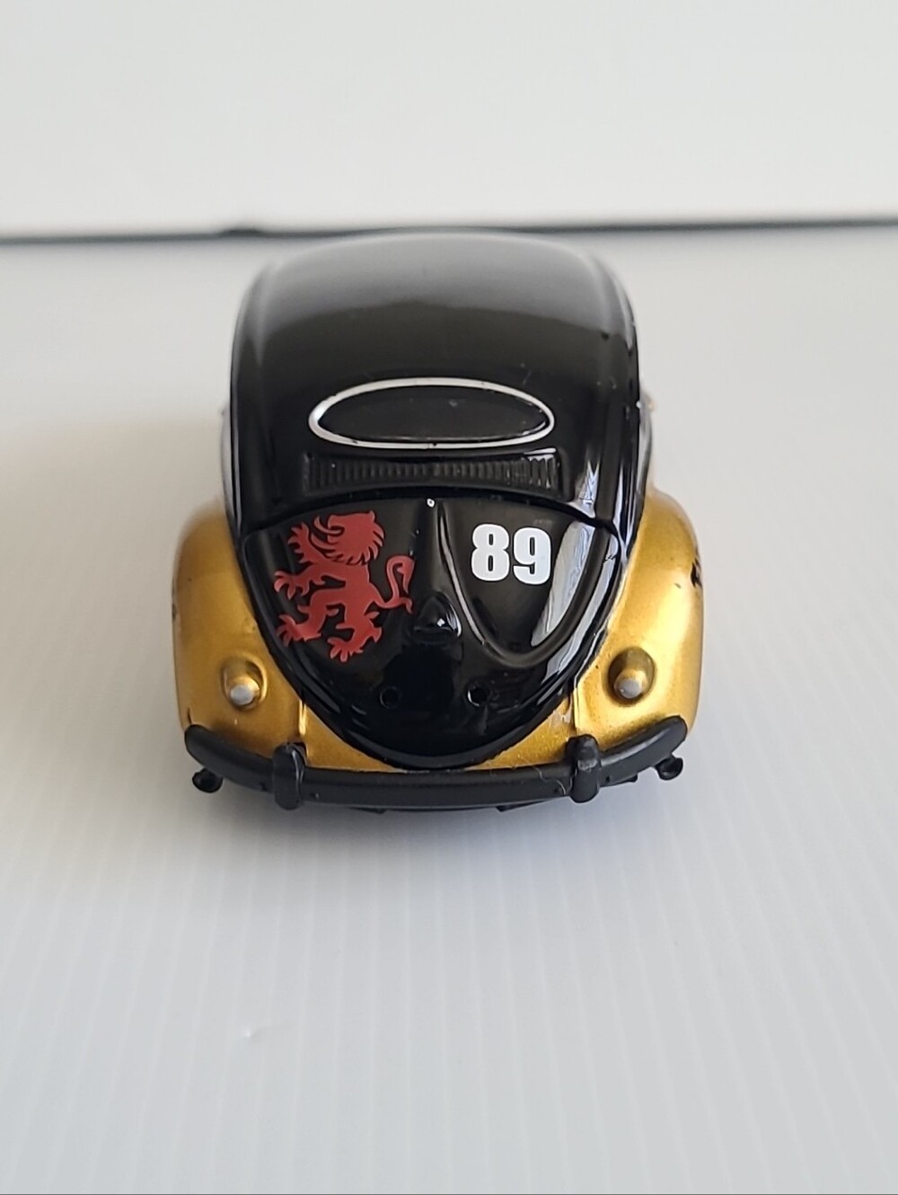 Gold & Black Vintage Beetle Toy Car - 'Schneller' Racer Maisto 1/24 Scale Rare - Picture 6 of 16